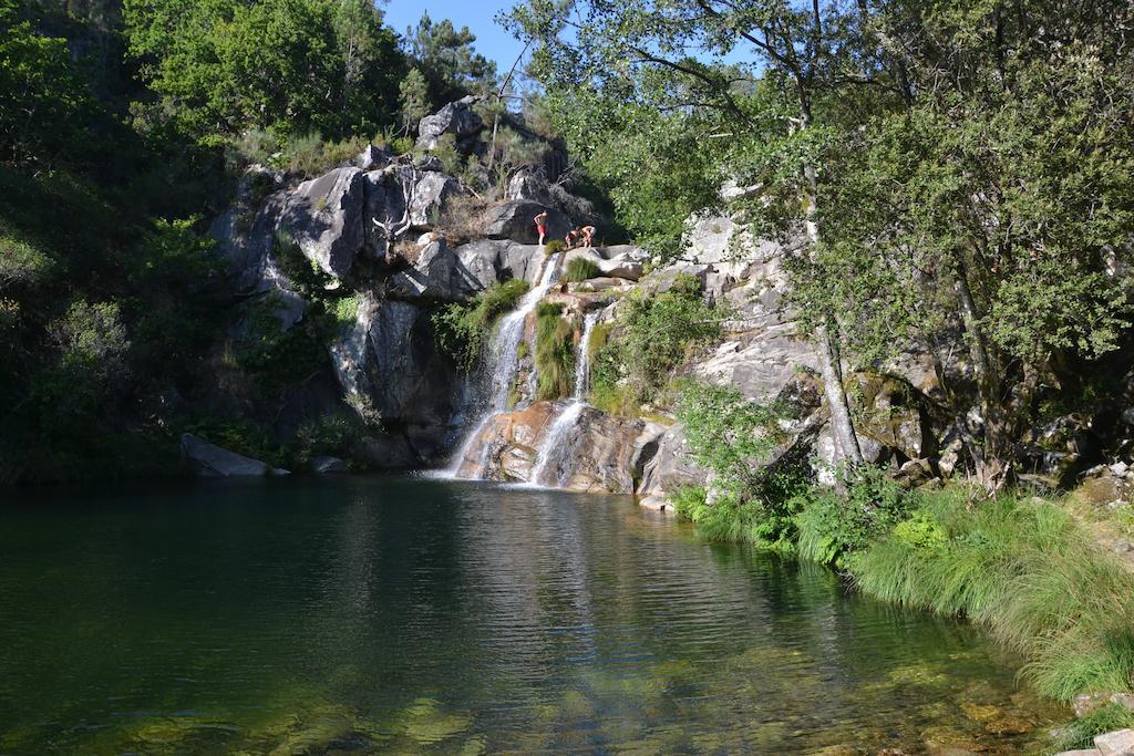 Recantos Da Montanha Candal  ภายนอก รูปภาพ
